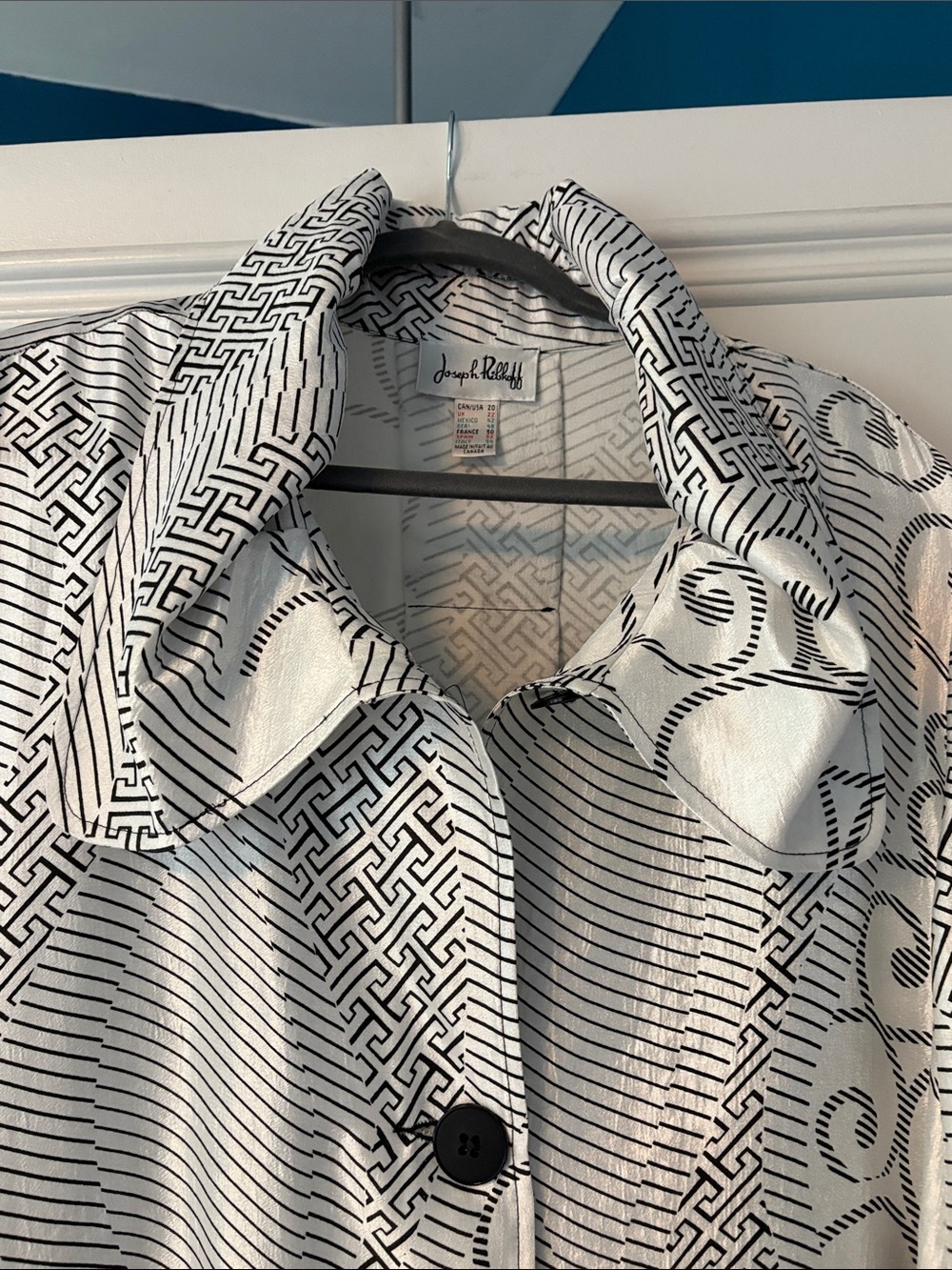 Plus Size B&W Patterned Button-Front Evening Jacket - Picture 3 of 8